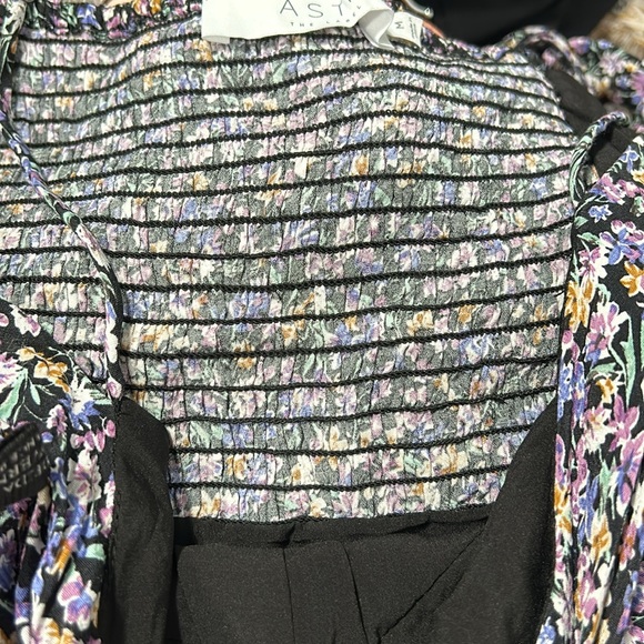 ASTR The Label Black Purple Floral Ruched Mini Dress Size M - Picture 15 of 16